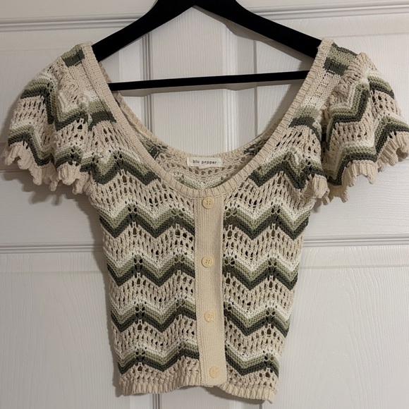 Blu Pepper Tops - Blu Pepper Cream and Olive Chevron Crochet Crop Top